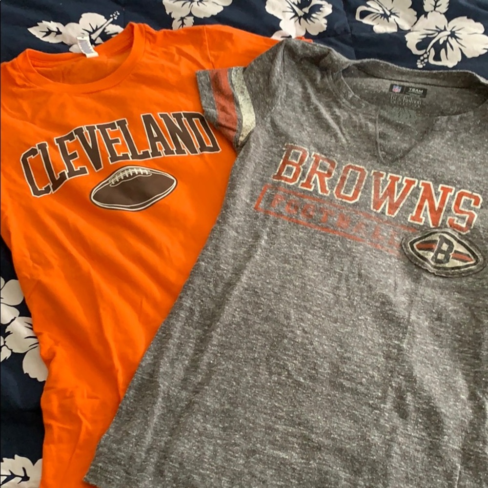😎SOLD😎Cleveland Browns shirts